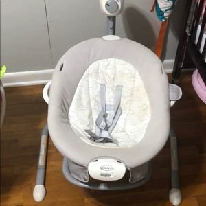 Graco baby swing